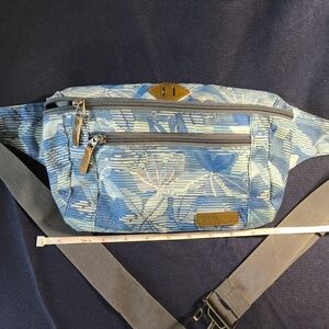 Columbia Fanny Pack 14"